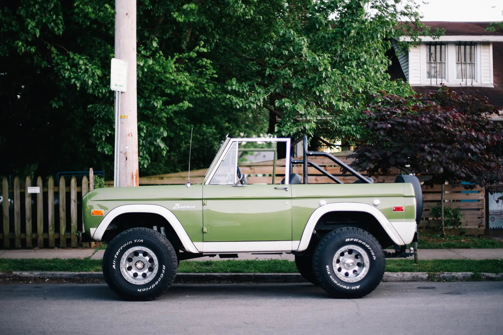 Sport utility vehicle representing a vehicle-profile change